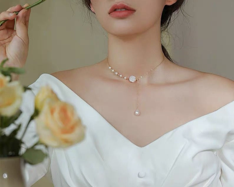 Simple Temperament Entry Lux Natural Pearl Clavicle Necklace For Women