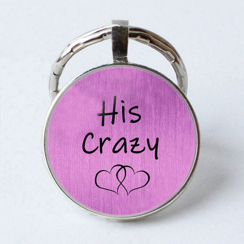 Interesante llavero de letras de pareja