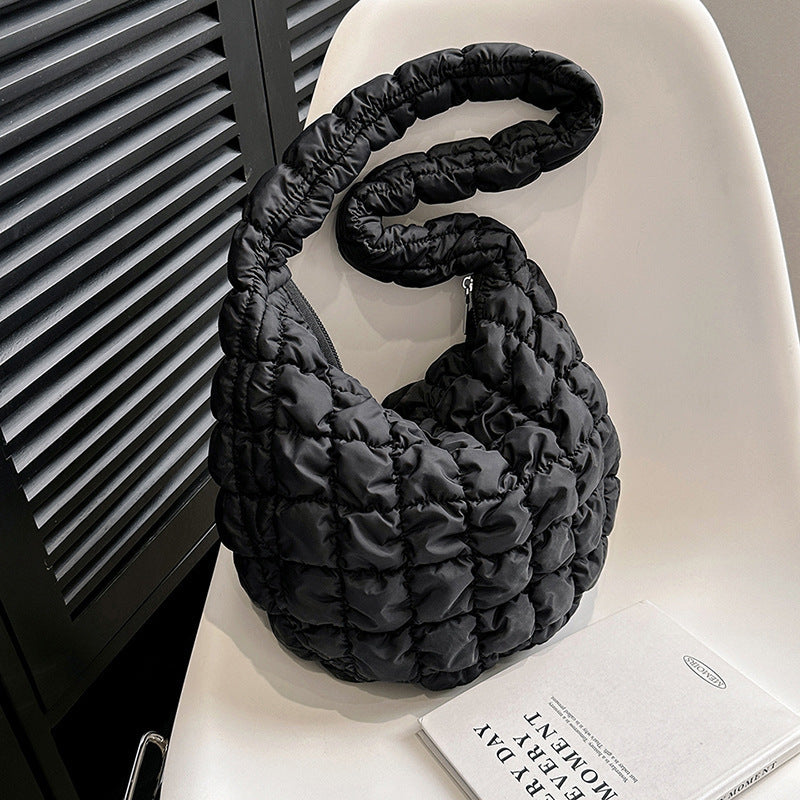 Personalized Lightweight And Large Capacity Fashion New Cloud Pleated Big Bag For Women