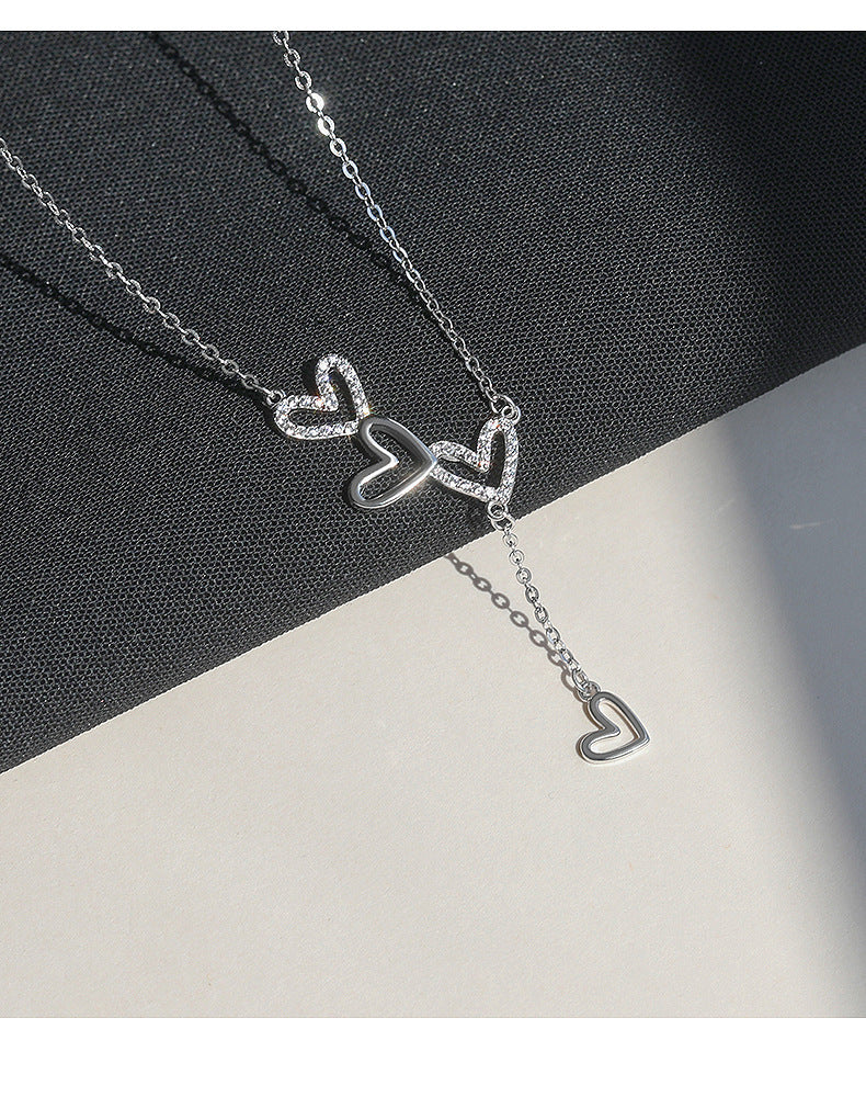 Collier de conception minoritaire de luxe léger à pampilles en forme de cœur