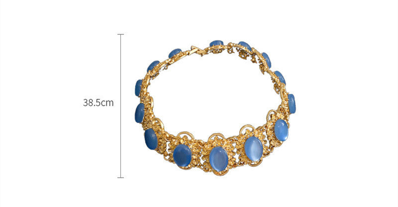 Women's Fashion Mid-ancient Oval Geometric Necklace