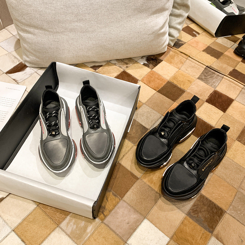 Zapatillas deportivas informales con plataforma elástica hueca