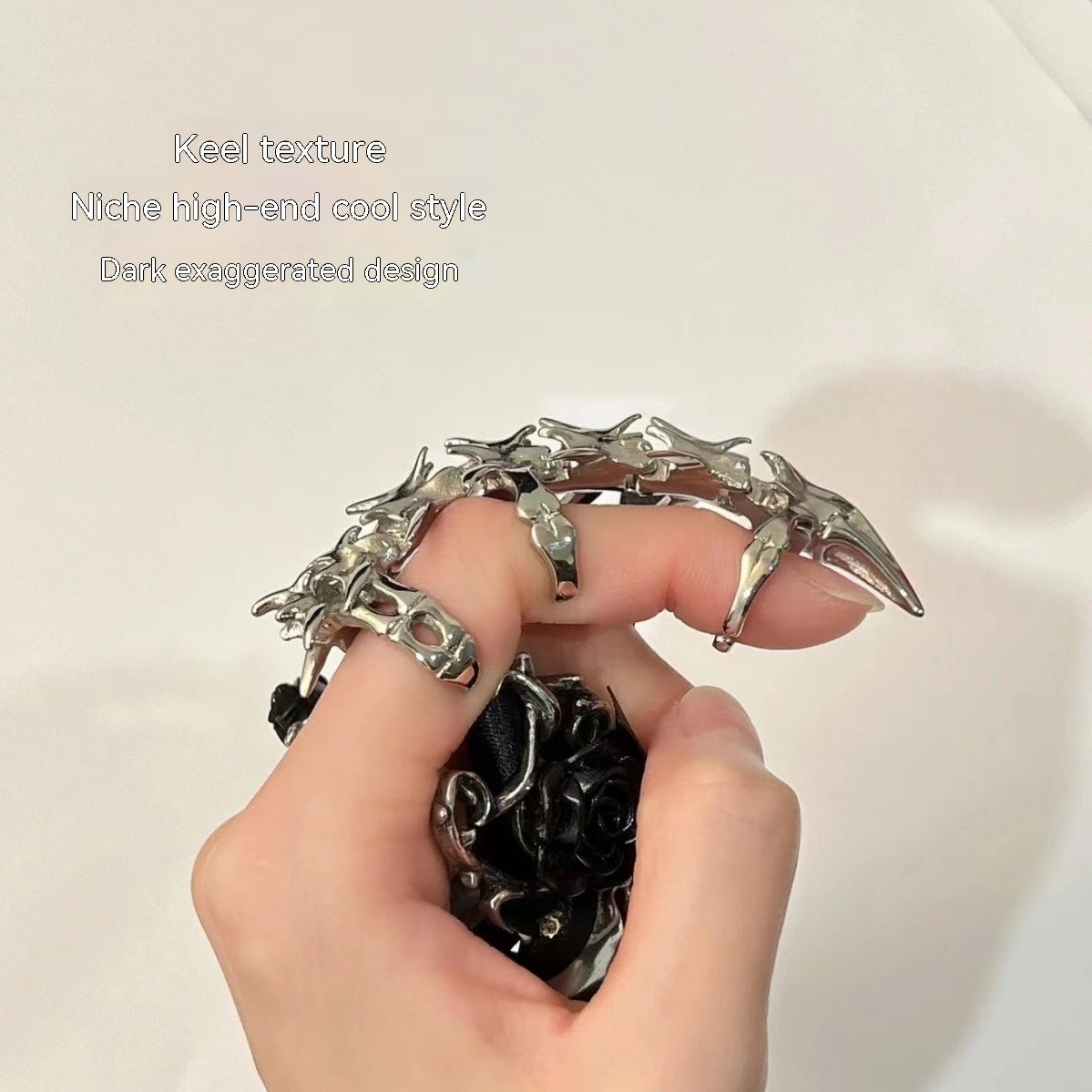 Bague gothique futuriste, mode froide, douce et fraîche