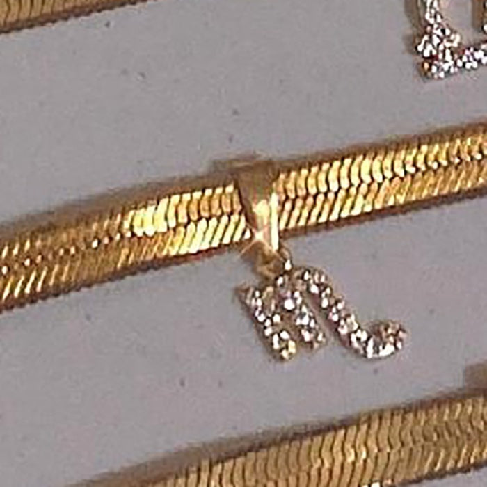 Collier de lame de constellation de diamants en petit groupe