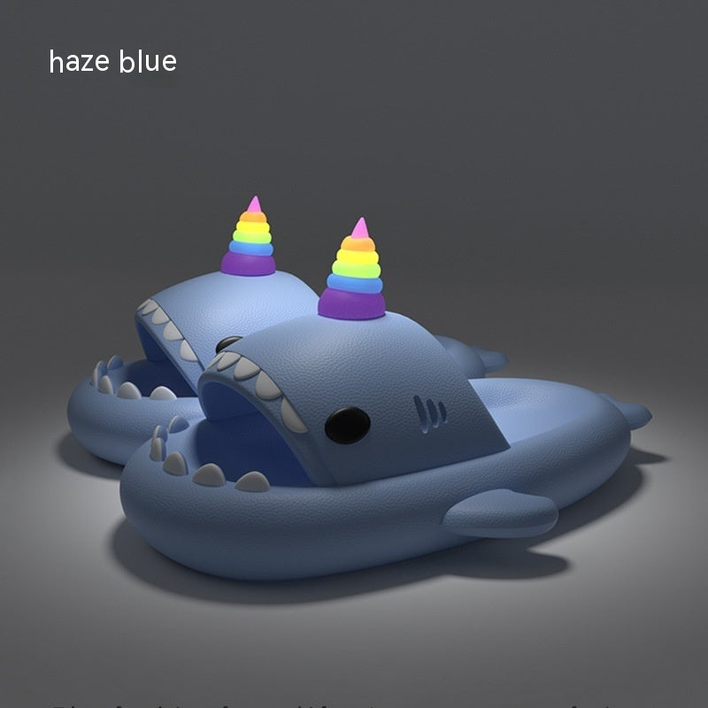 Sandalias luminosas de tiburón para hombre, pareja de zapatillas para el hogar, zapatos de playa para mujer