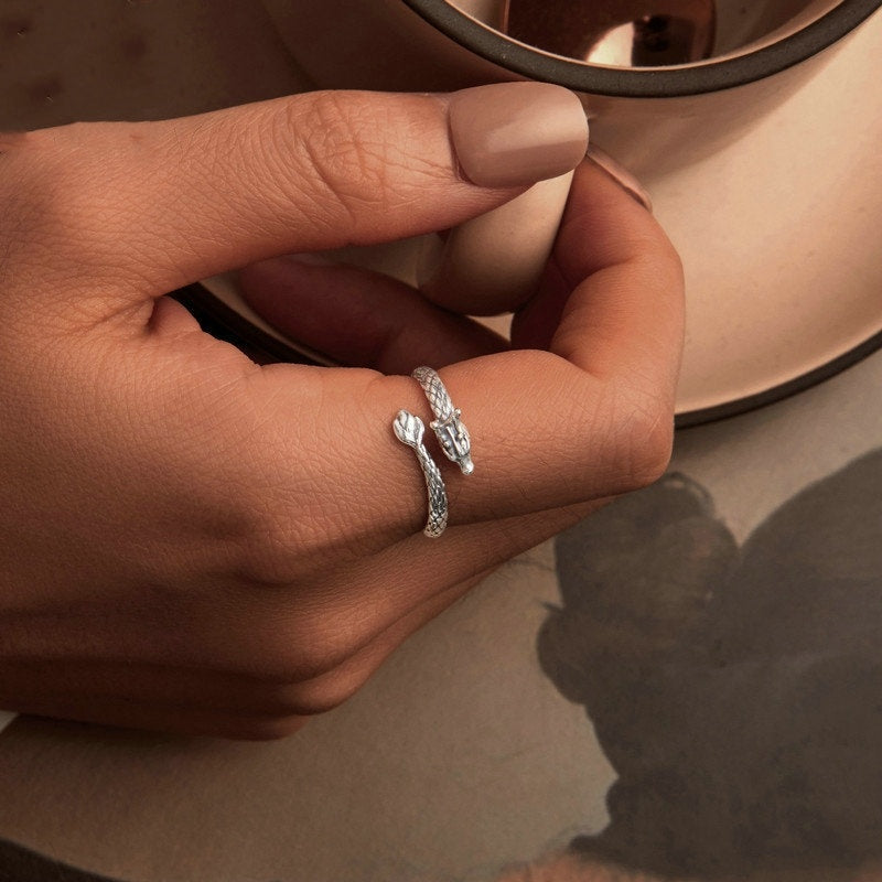 Bague ouverte à enroulement dragon du vent chinois pour femmes