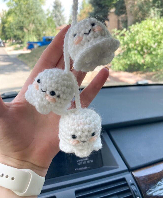 Ornement suspendu en peluche tissé à la main pour automobile