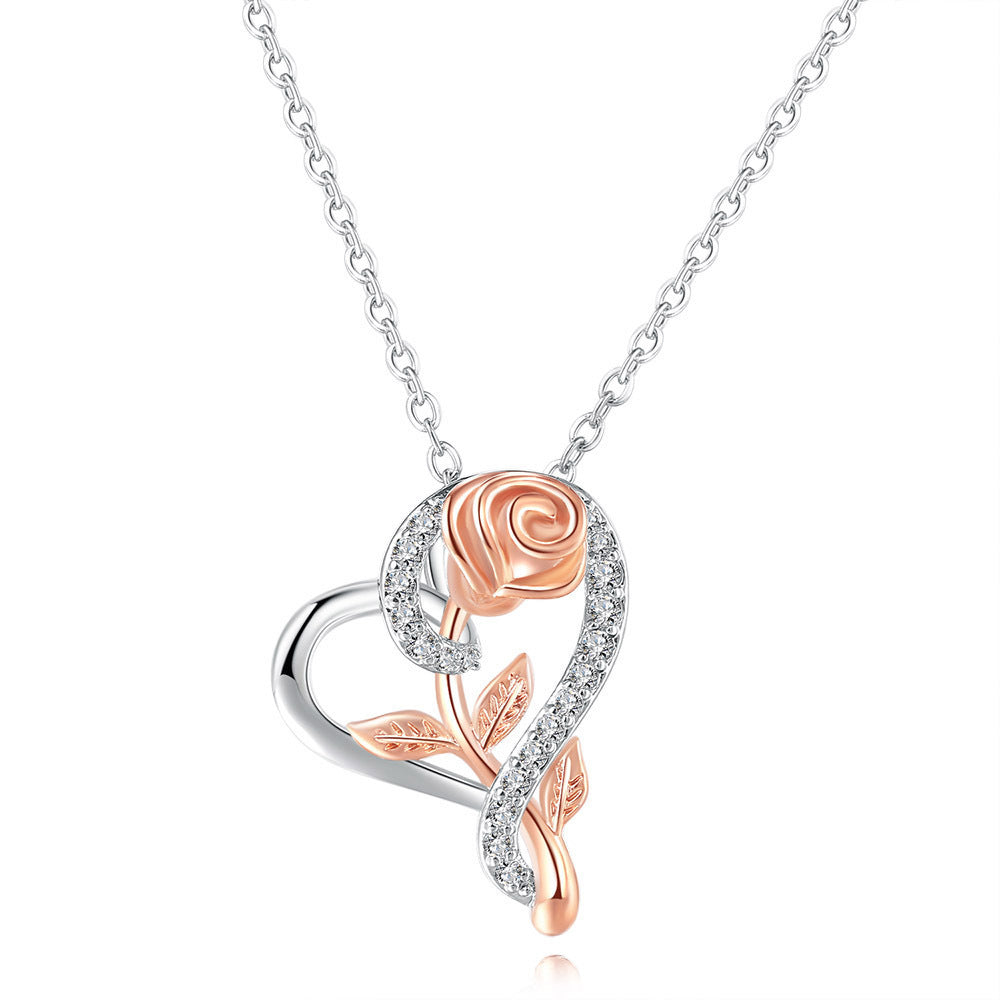Collar Love Rose con incrustaciones de diamantes