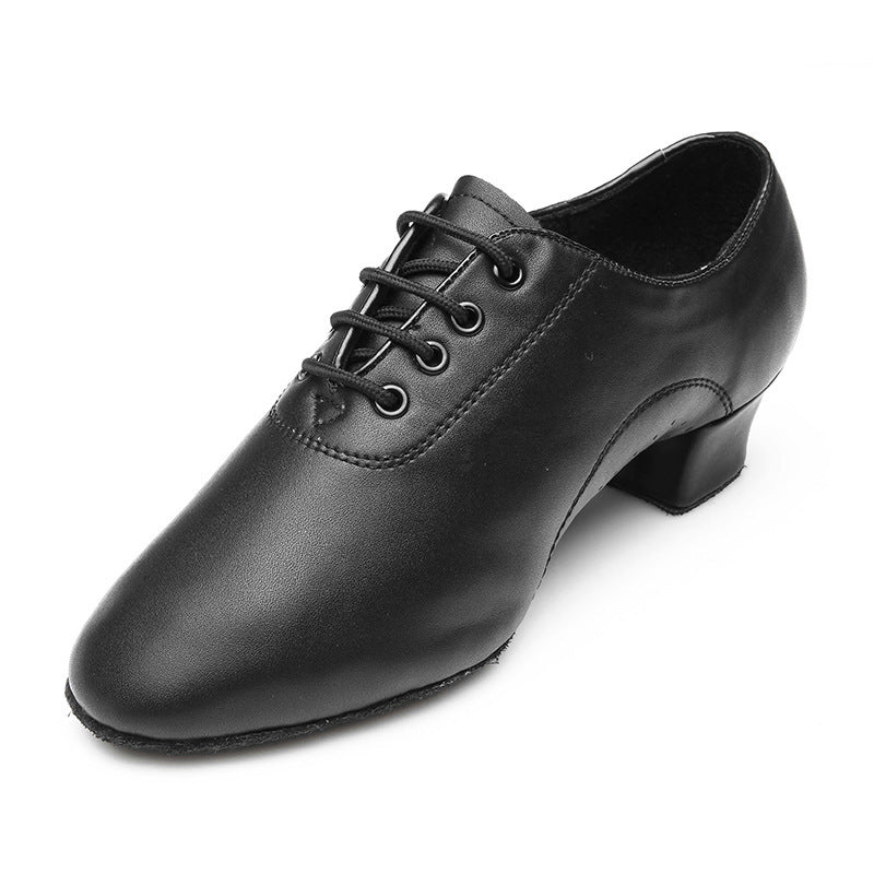 Los zapatos de baile latino de dos suelas de cuero suave para hombres son cómodos