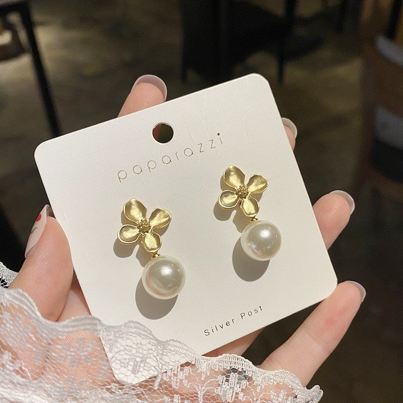 Boucles d'oreilles en argent sterling avec perles et fleurs pour femme