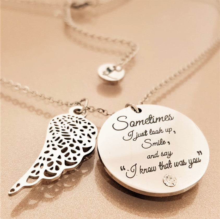 Collier pendentif avec ailes d'ange et lettres en diamant rond, souhait transfrontalier, offre spéciale