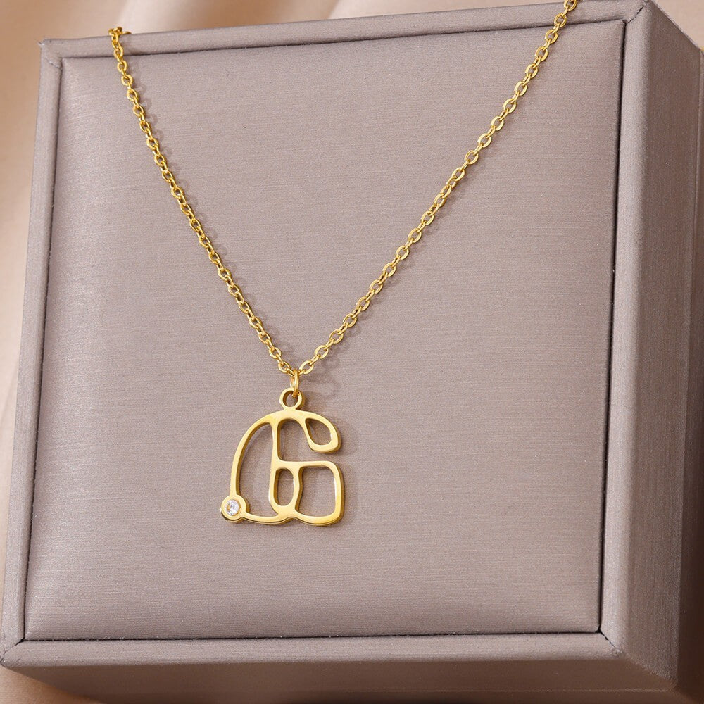 Collier avec pendentif en forme de lettre creuse Simple pour filles, ornement en acier inoxydable