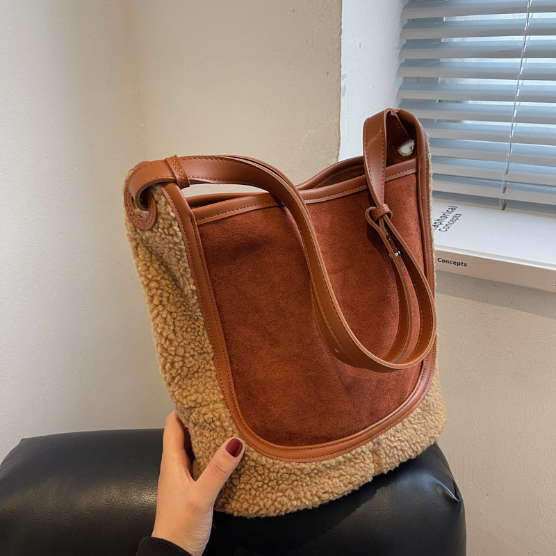 Sac à bandoulière à une épaule en peluche pour femmes