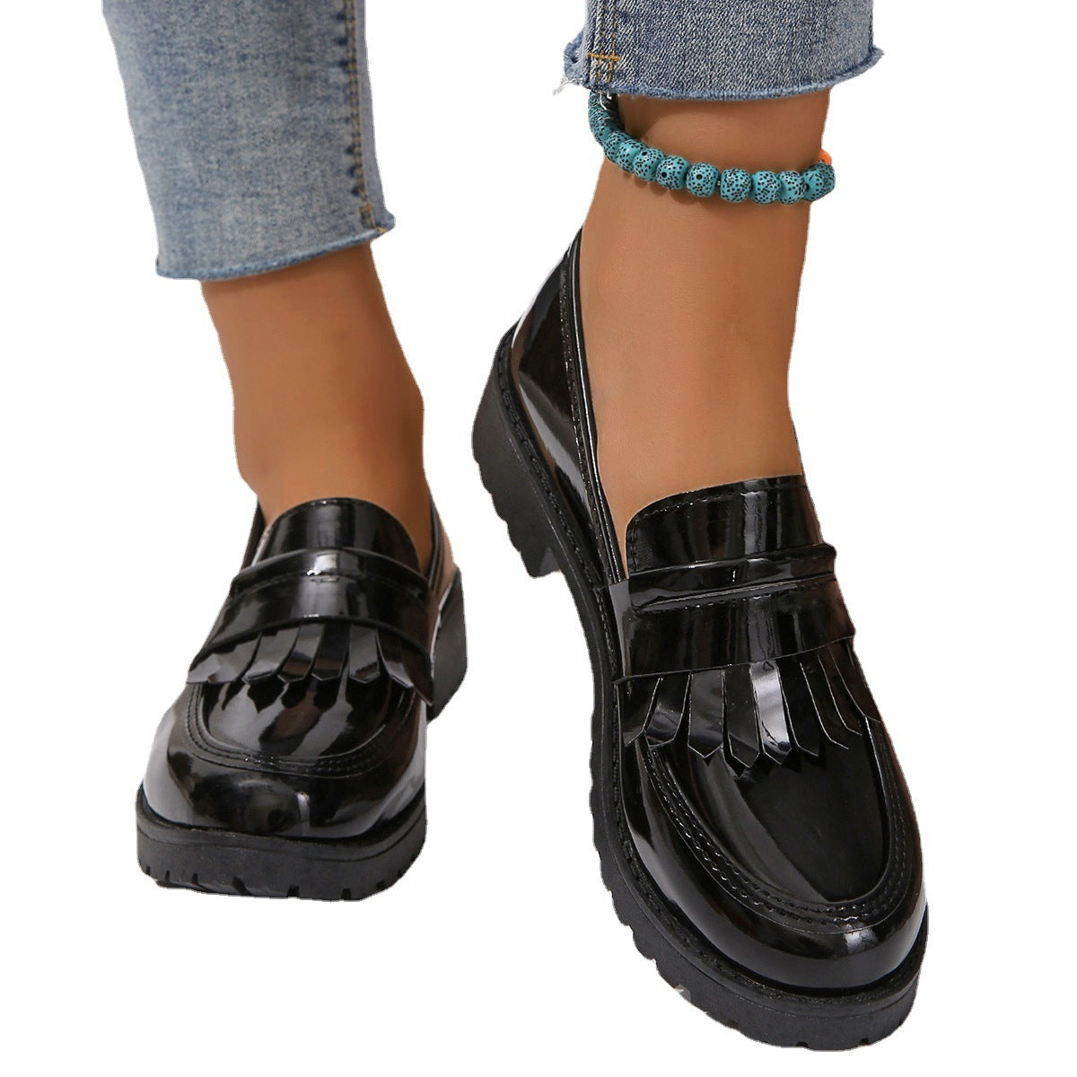 Zapatos brillantes de charol vintage de moda para hombre