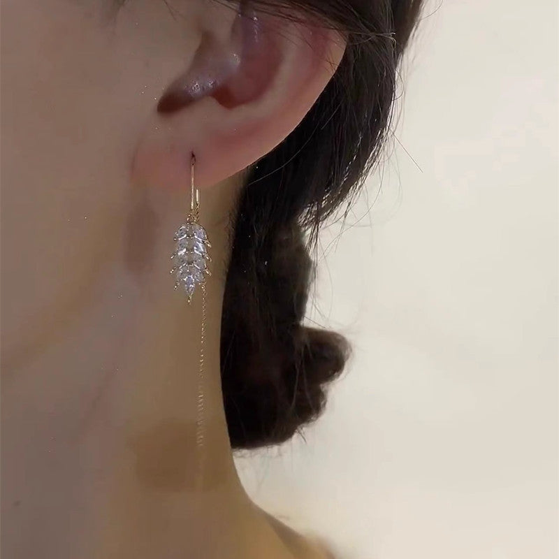 Descendants des riches boucles d'oreilles à pampilles, printemps et été