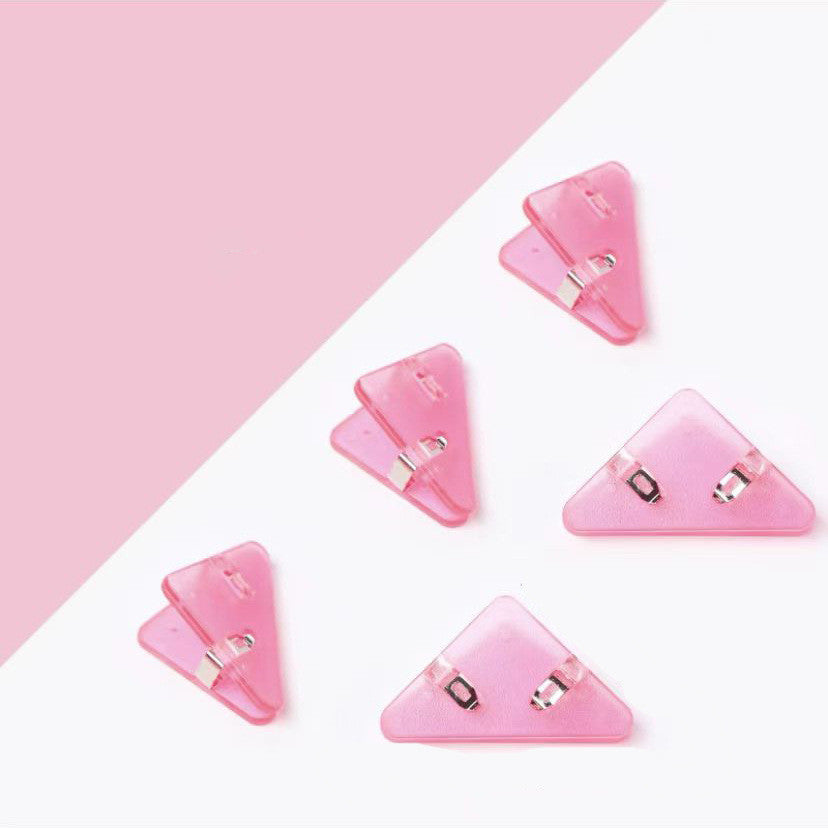 Clip de esquina de almacenamiento de archivos para estudiantes Ins