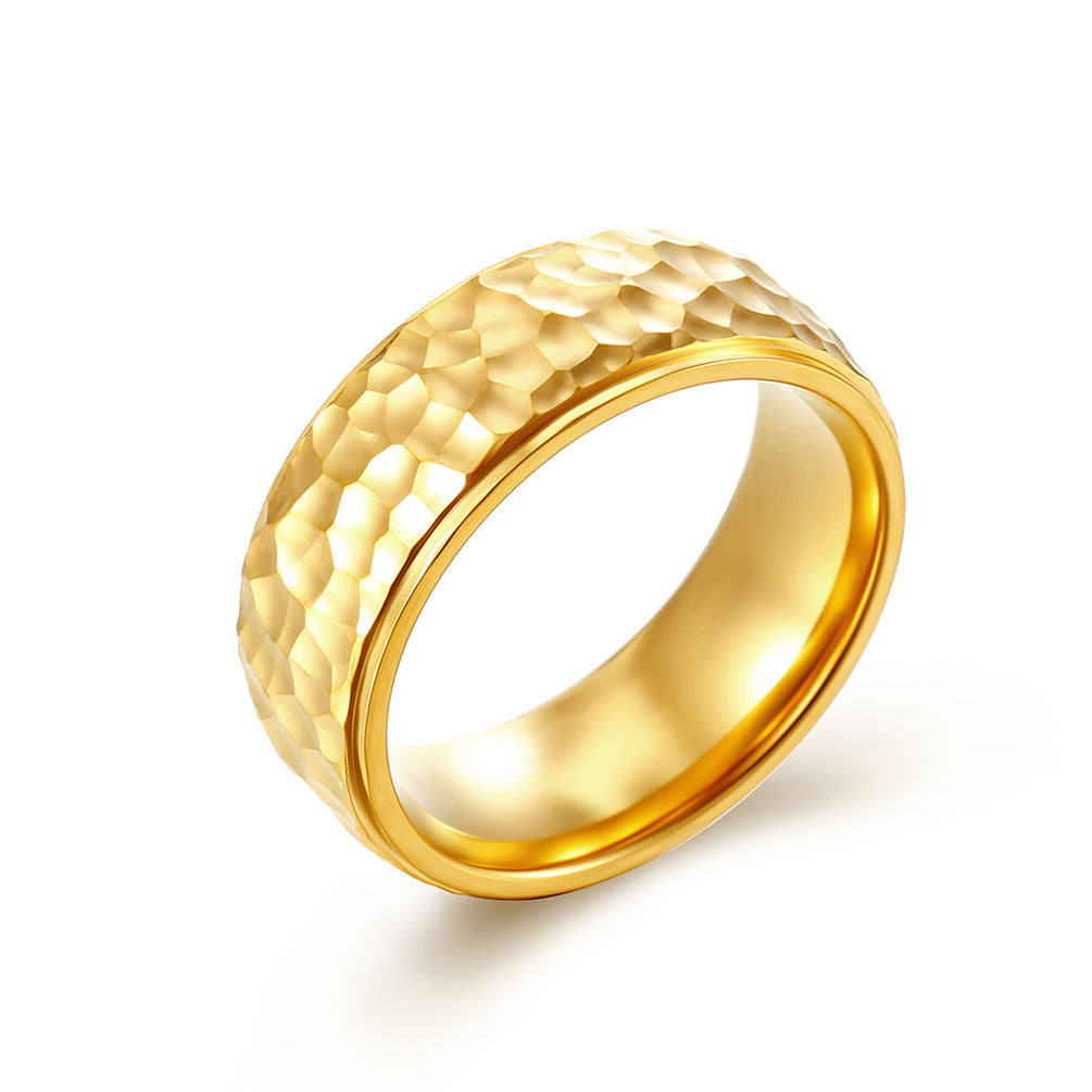 Bague en acier titane Moon Pit à motif battant fait à la main