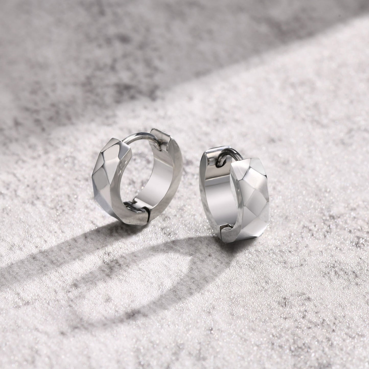 Stainless Steel Men's Korean Simple Personalized Fashion Flower Round Earrings