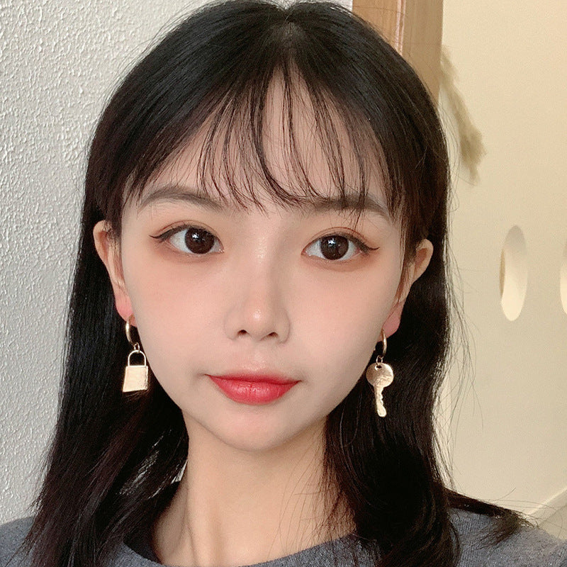 Niche Normcore Bag Personality Asymmetric Earrings