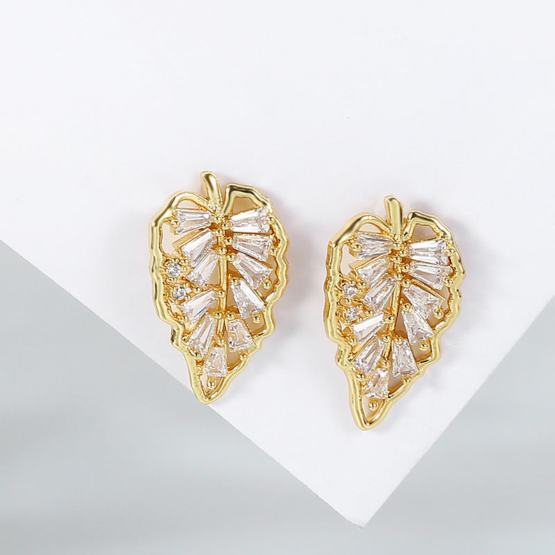 Clou d'oreille de personnalité de mode multi-style