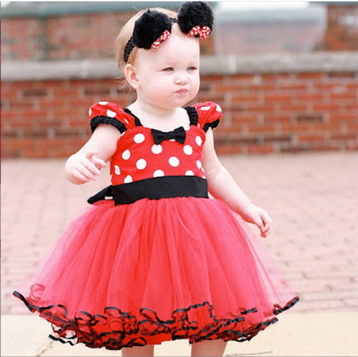Robe de princesse avec gilet sans manches et nœud à pois