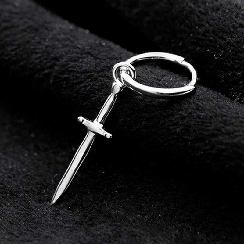 Boucles d'oreilles vintage personnalisées en acier titane en forme d'épée Hip Hop