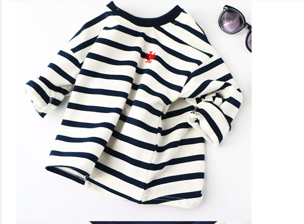 Pull rayé noir et blanc à manches longues pour enfants