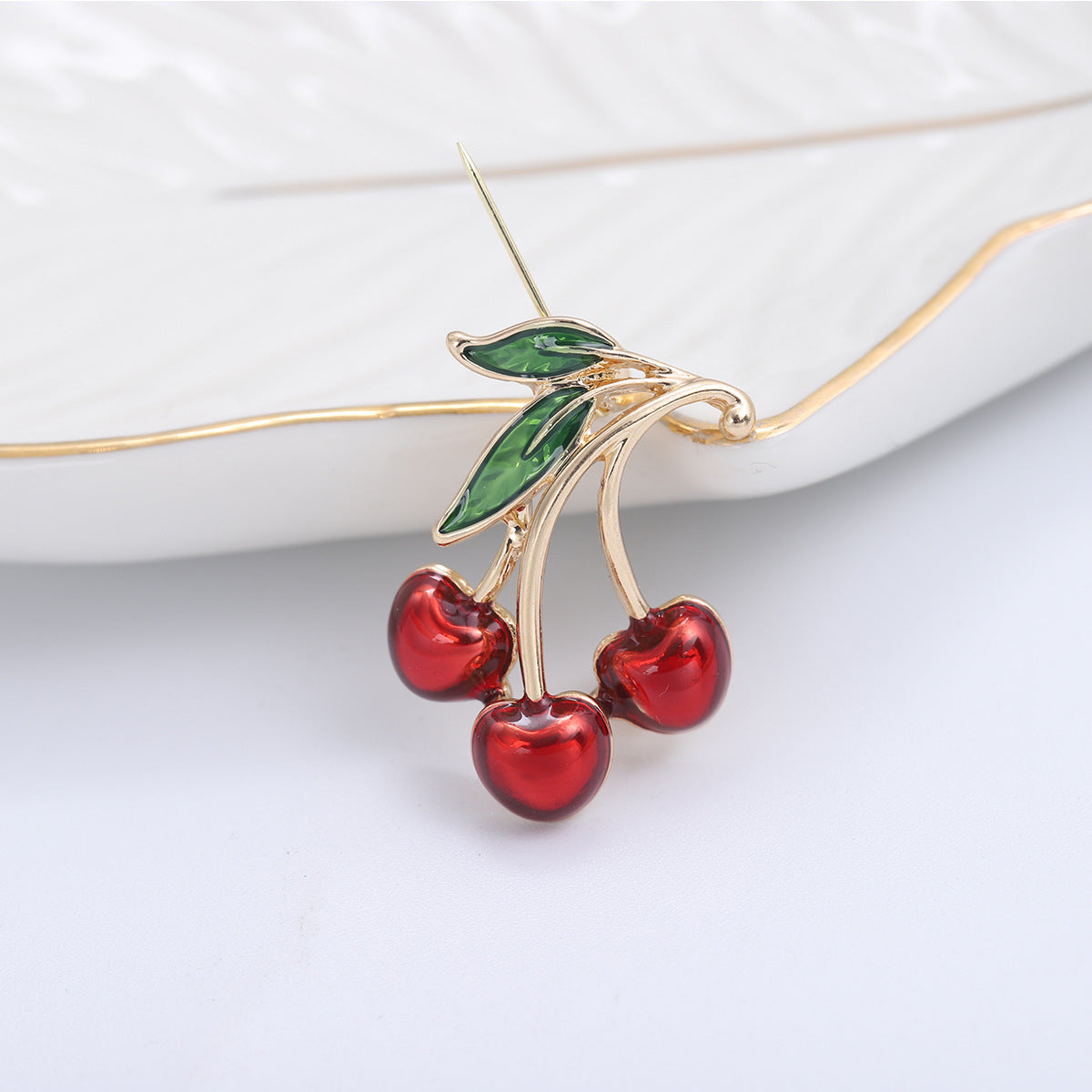 Accessoires vestimentaires Broche pour vêtements Cerise dégoulinante rouge