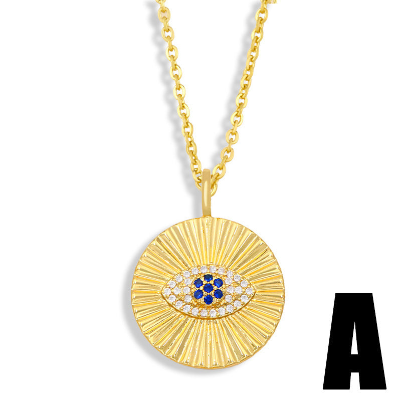 Collier pour filles avec pendentif plaque ronde de style froid