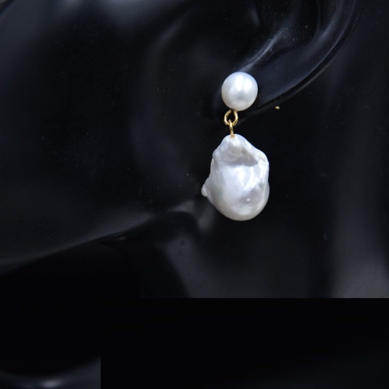 Boucles d'oreilles à tige en perles de queue baroques exagérées