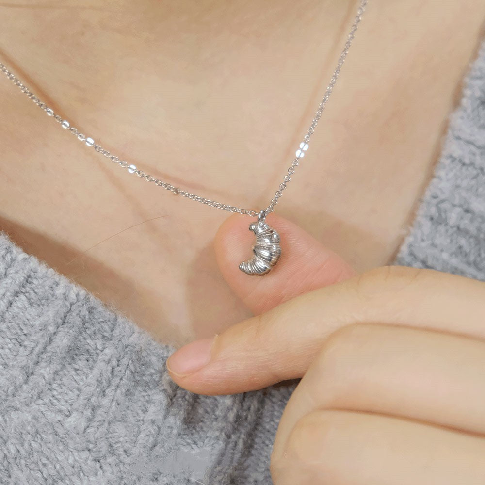 Collier chaîne clavicule simple croissant