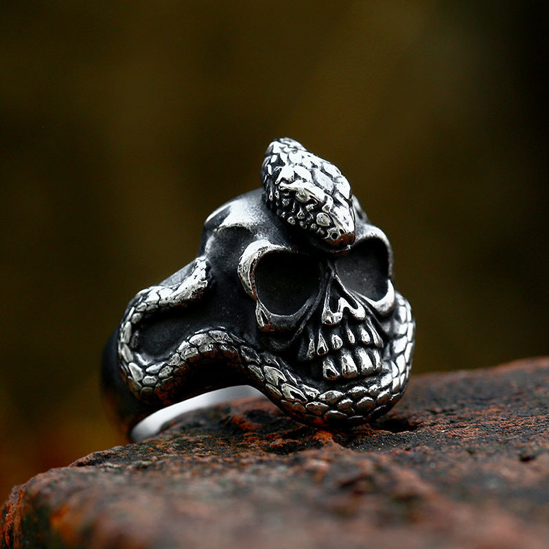 New Domineering Python Skull Titanium Steel Ring
