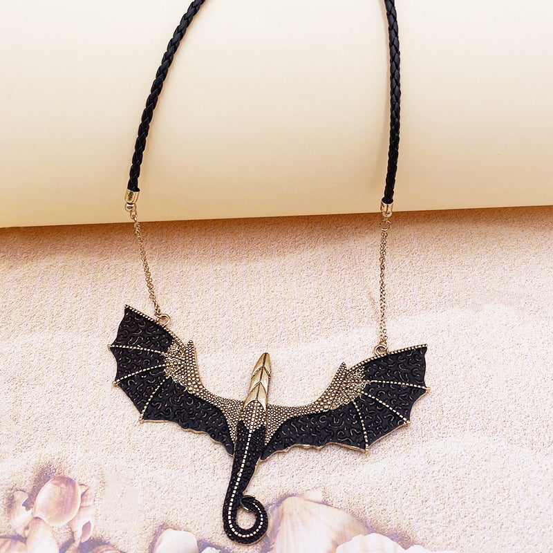 Pendentif en alliage d'or ancien ptérosaure Rock, collier de chauve-souris en corde de cuir d'halloween