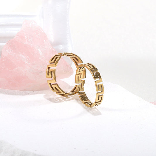 Anillo de moda personalizado Simple minoritario que no se decolora a la moda para hombres lujo ligero de alta calidad