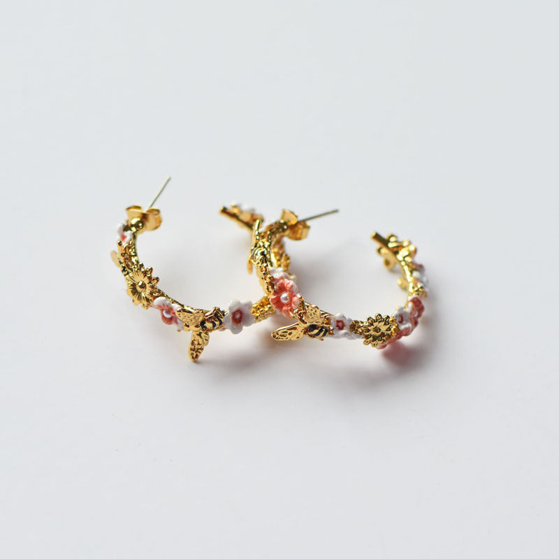Boucles d'oreilles douces et romantiques en forme d'abeille et de fleur pour femme