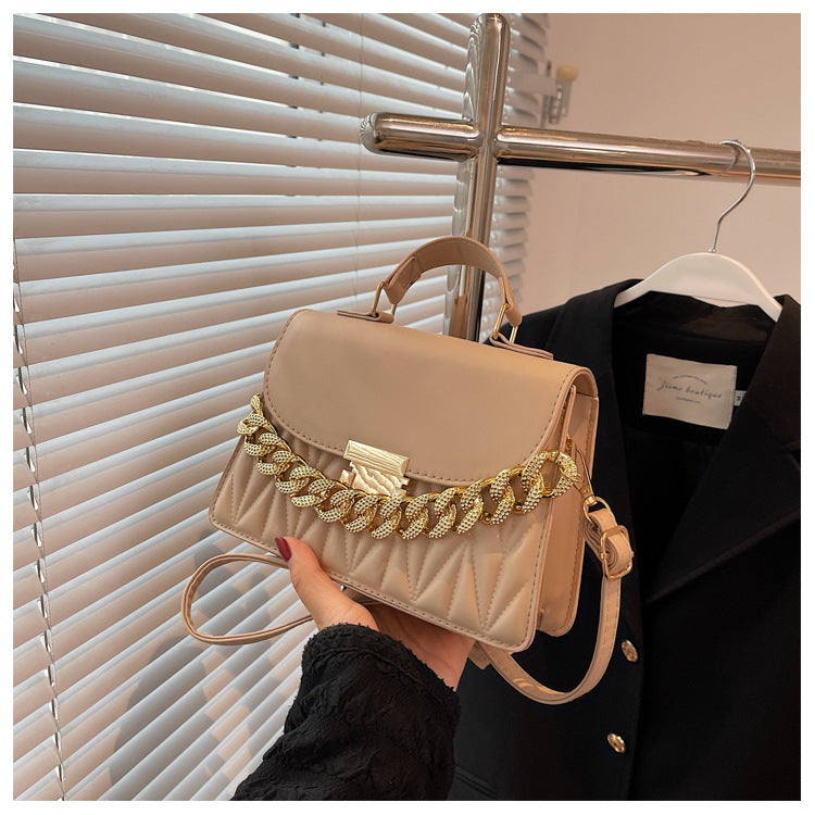 Bolso bandolera femenino y moderno de estilo occidental con hombro portátil y cadena