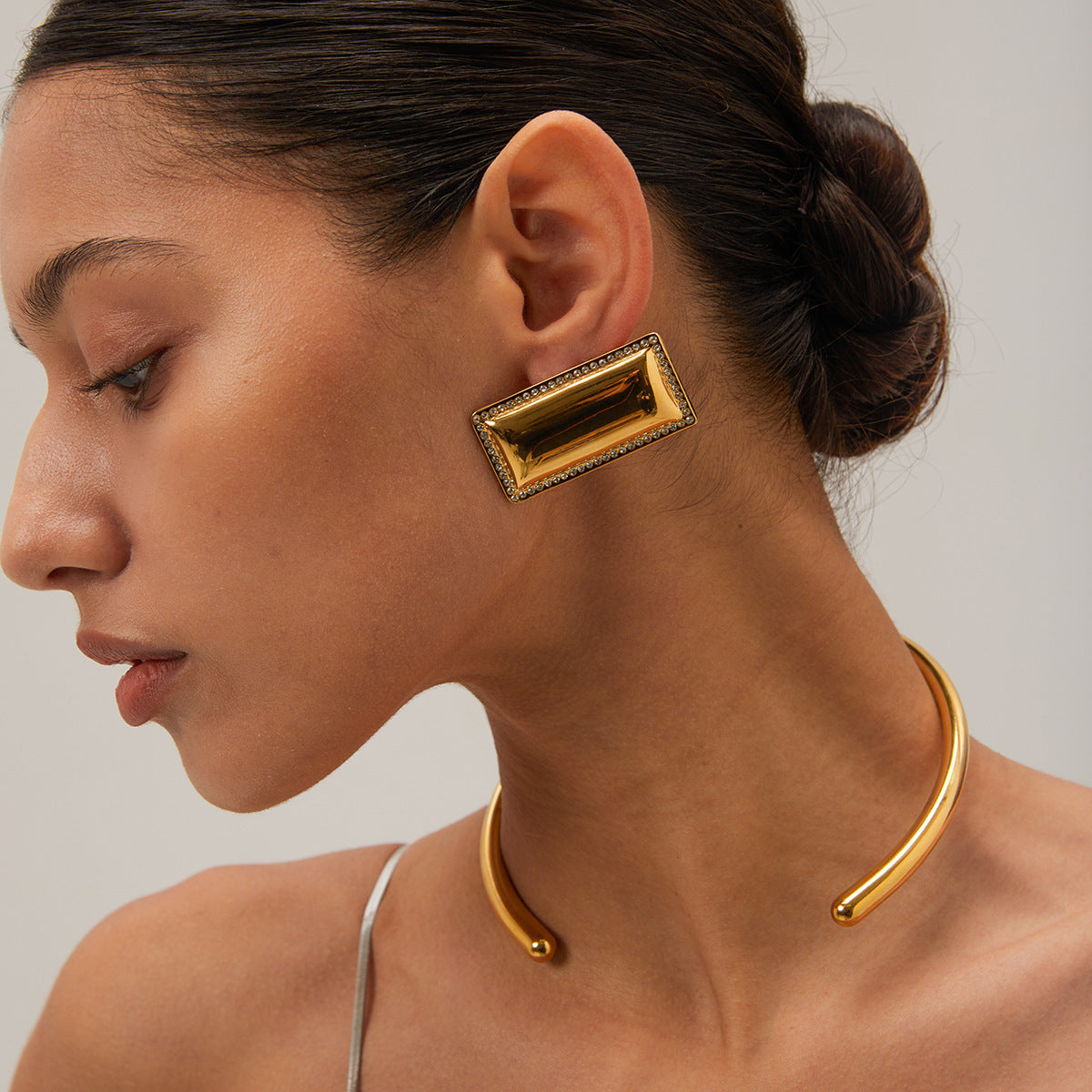 Boucles d'oreilles rectangulaires brillantes incrustées de diamants en acier inoxydable, ornement de personnalité