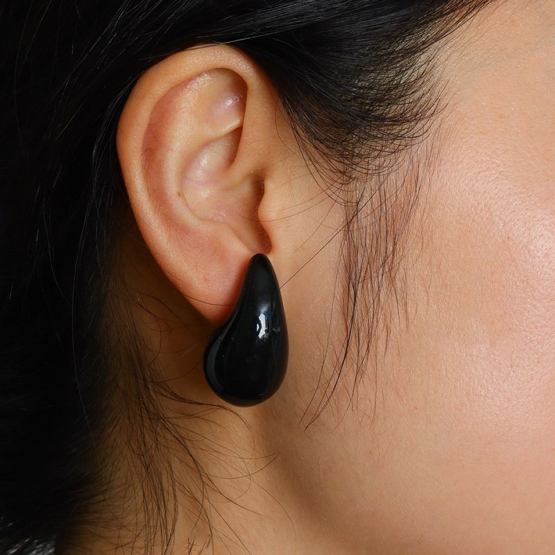 Clous d'oreilles élégants en diamant coloré pour femmes