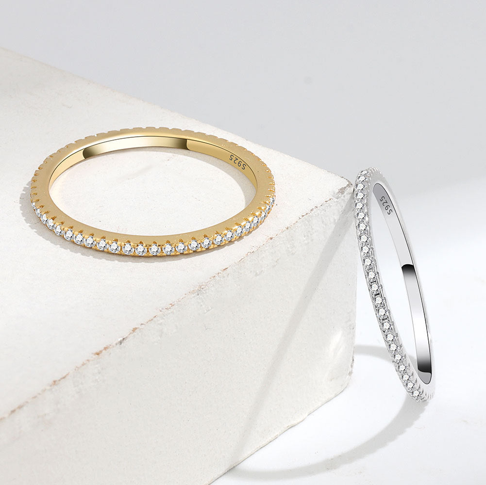 Anillo de diamantes con hilera de plata de ley S925 con diseño de interés especial para mujer