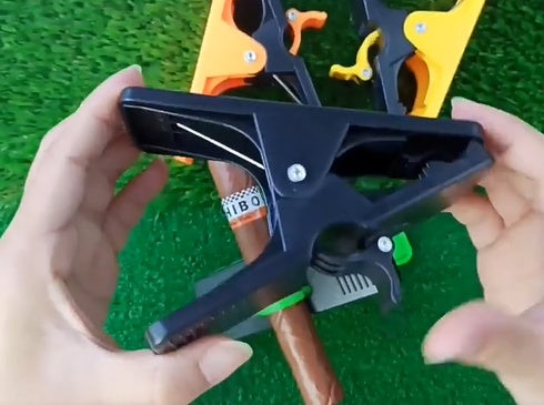 Clip para cigarros de golf