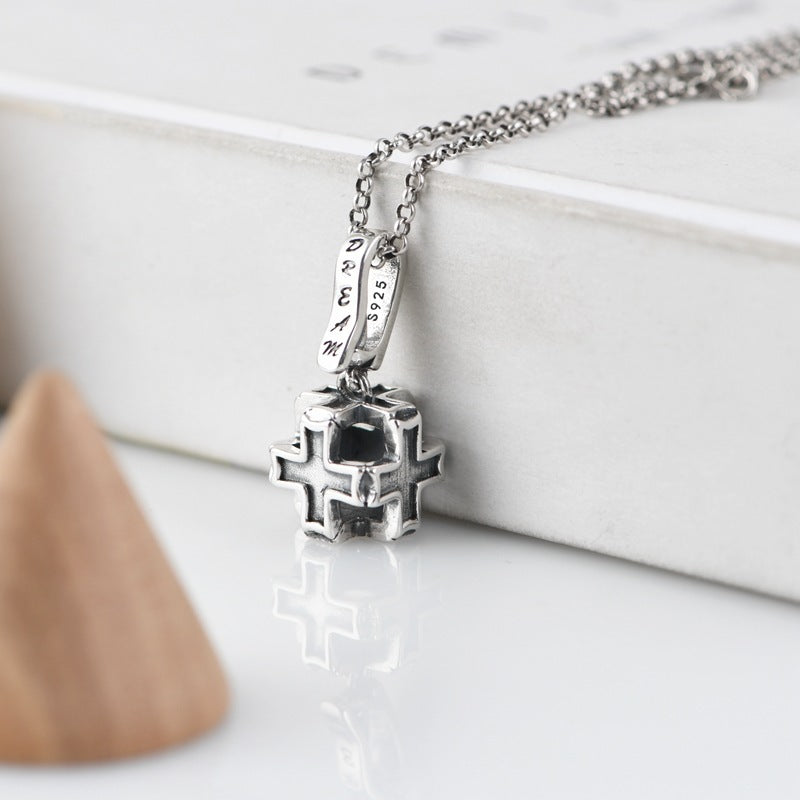 Pendentif carré en croix de bijoux Niello en détresse rétro