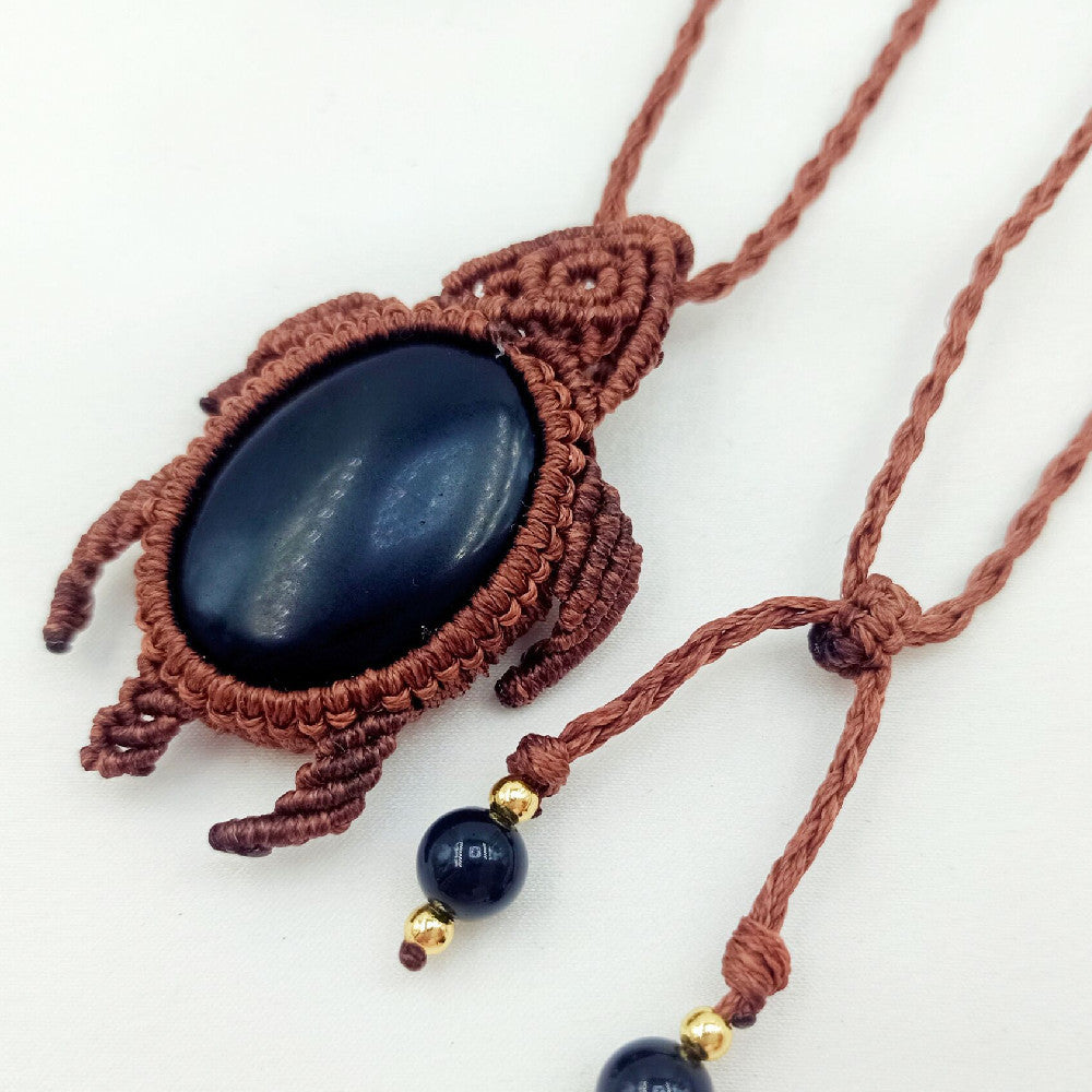 Collar con colgante tejido a mano con gemas de cristal de estilo nacional