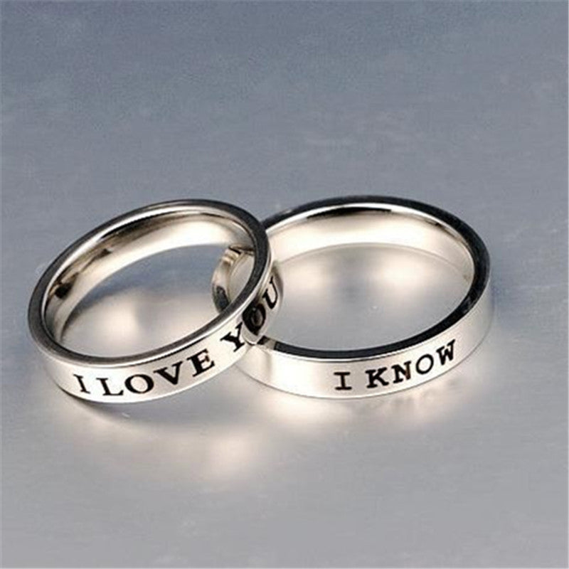 Bague de couple de couple de niche simple en acier titane