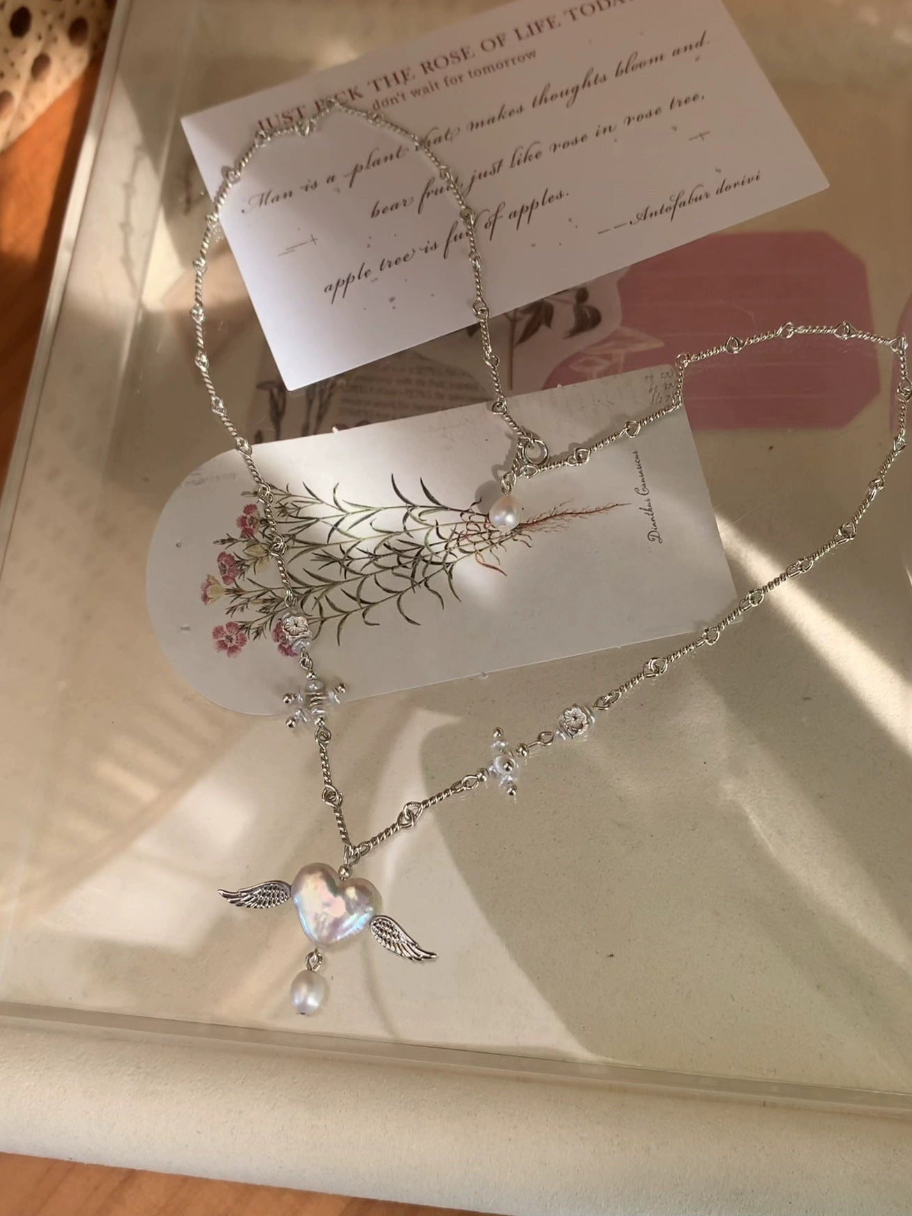 Design High Sense Affordable Luxury Fashion Original Handmade Yongyi Heart Chain Length 45cm Necklace