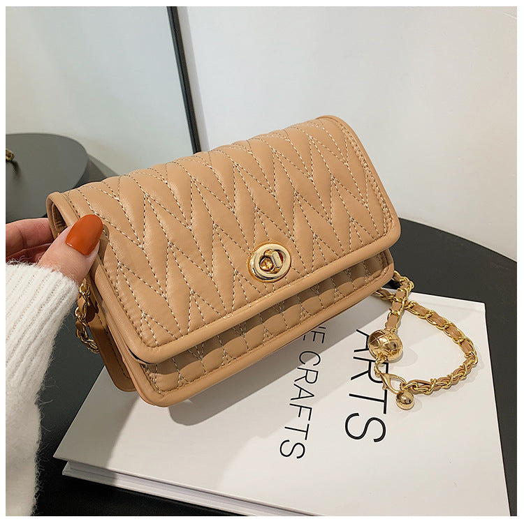 Petit sac carré avec chaîne de loisirs d'automne simple