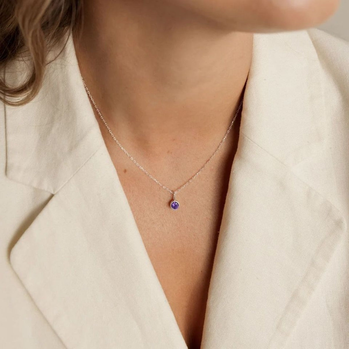 Collier de pierre de naissance d'élément de personnalité de mode