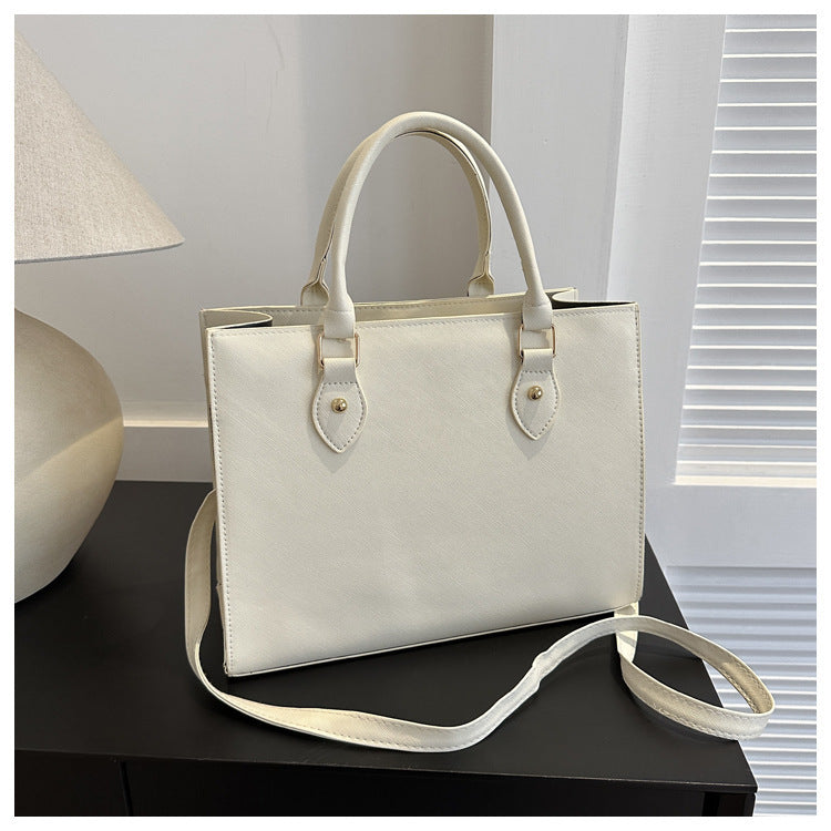 Accueil Mode Porte-documents simple pour femmes