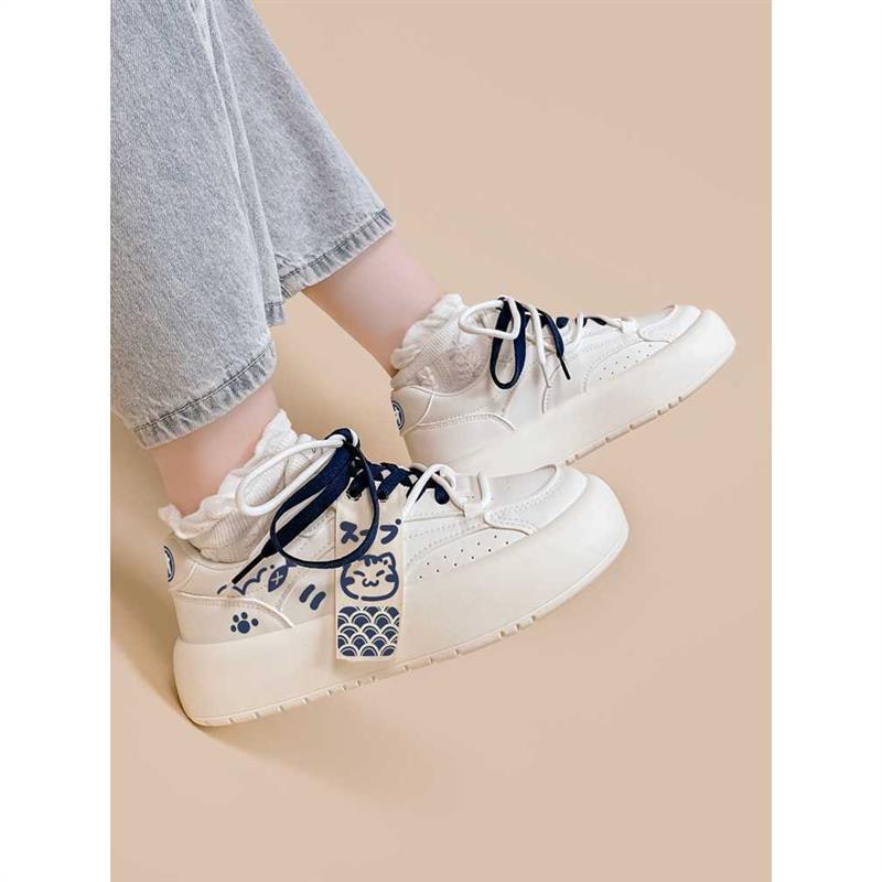 Sentido del diseño de zapatos de pan deportivos y de ocio para niñas lindas japonesas