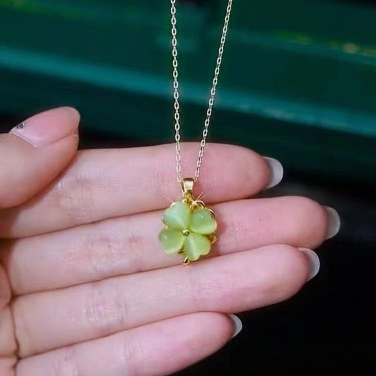 Rotating Green Four-leaf Clover Necklace And Earring Suit