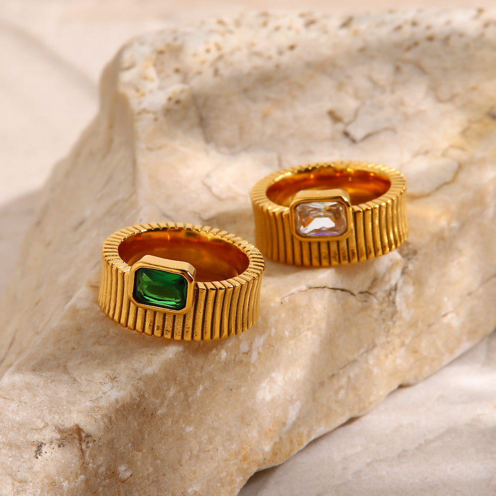 Stainless Steel Inlaid Zircon Vintage Ring